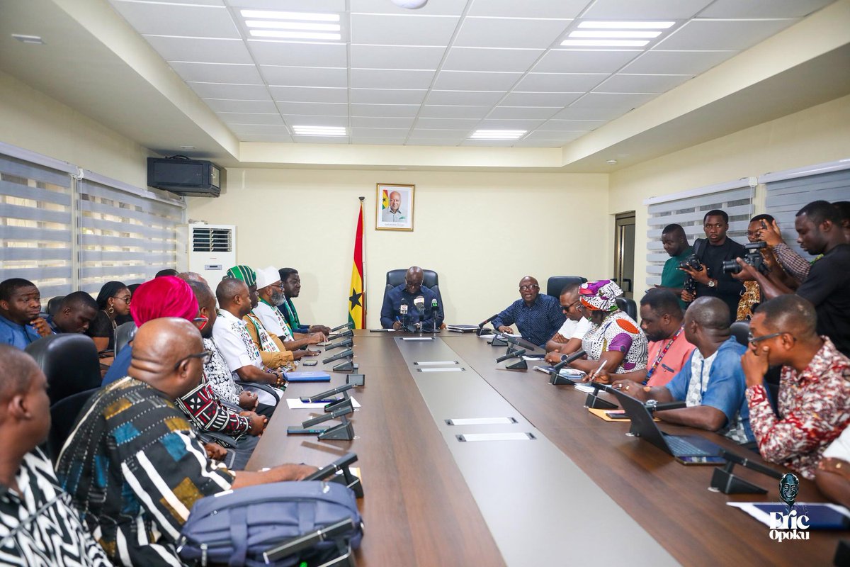 officialeopoku's tweet photo. On Friday, August 1, 2025, I was  honoured with the Honorary Ambassador of Agenda 2063 title by the Office of the Special Envoy to the African Union, in recognition of our agricultural transformation agenda and commitment to advancing food security across Africa. https://t.co/hFYF0PsMtQ