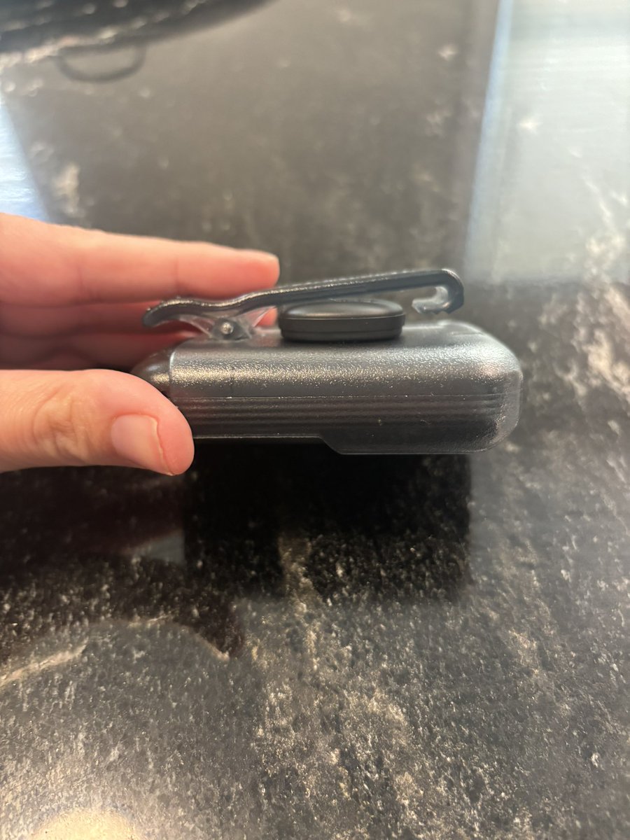 First month of fellowship ✅

Me: Responsible for procedures and consults. 🩺

Me: Organized enough to keep up my research 📇📚

Also me: Buys a Tile because I lost my pager. Twice. 💩 #FellowLife #GITwitter

(Ps- it looked better in my head)