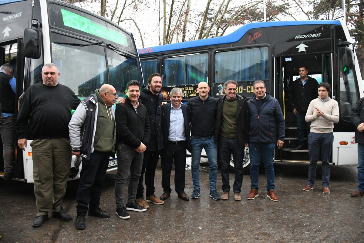 Saladillo Noticias (@saladillonoti) on Twitter photo Nueva línea de colectivo 352: conectará Suipacha, Mercedes, Chivilcoy y Alberti a partir del 4 de agosto
saladillonoticias.com/publicacion/10…
<a href="/BritosGuillermo/">Guillermo Britos</a> <a href="/MuniChivilcoy/">Municipalidad Chivilcoy</a> Nueva línea de colectivo 352: conectará Suipacha, Mercedes, Chivilcoy y Alberti a partir del 4 de agosto
saladillonoticias.com/publicacion/10…
<a href="/BritosGuillermo/">Guillermo Britos</a> <a href="/MuniChivilcoy/">Municipalidad Chivilcoy</a>