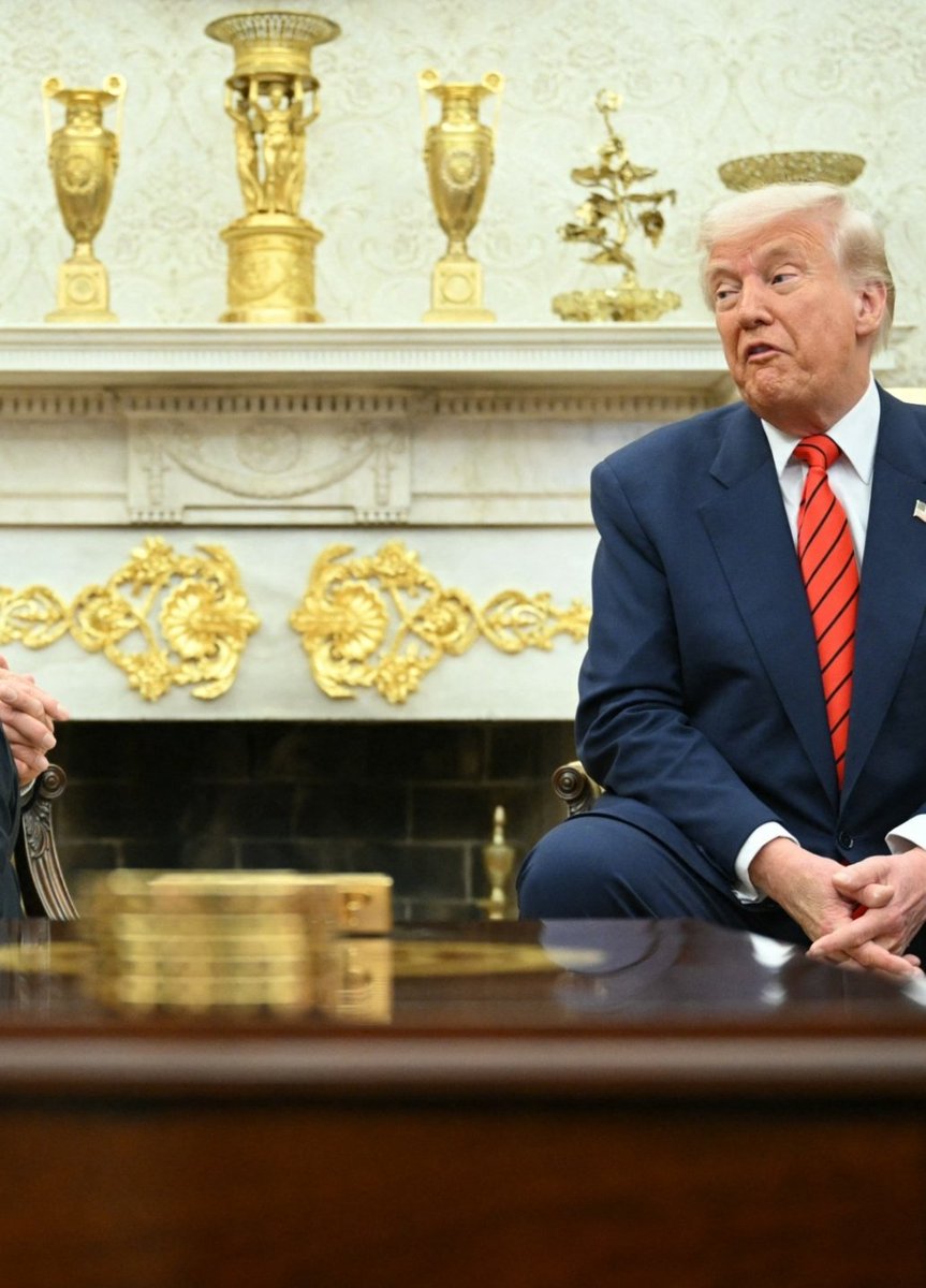 Hey, it's not just ME noticing that trump is trying to turn the White House into his own gold dictator's palace, right?