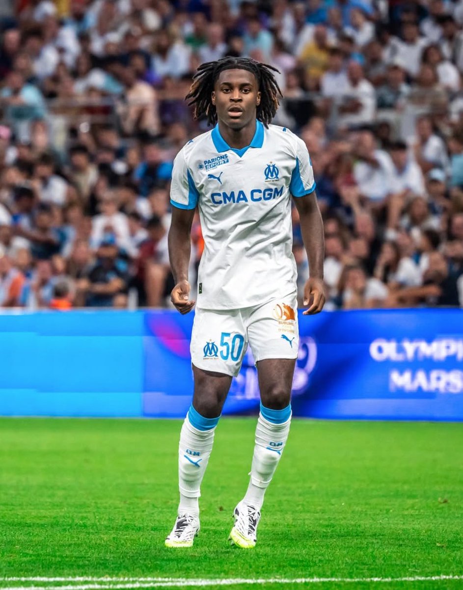 Le grand gagnant de cette #PrepaOM s’appelle Darryl Bakola 🇫🇷 ! ✨

17 ans seulement le minot et déjà si serein. 😳

#MercatOM | #TeamOM | #OM 🩵🤍