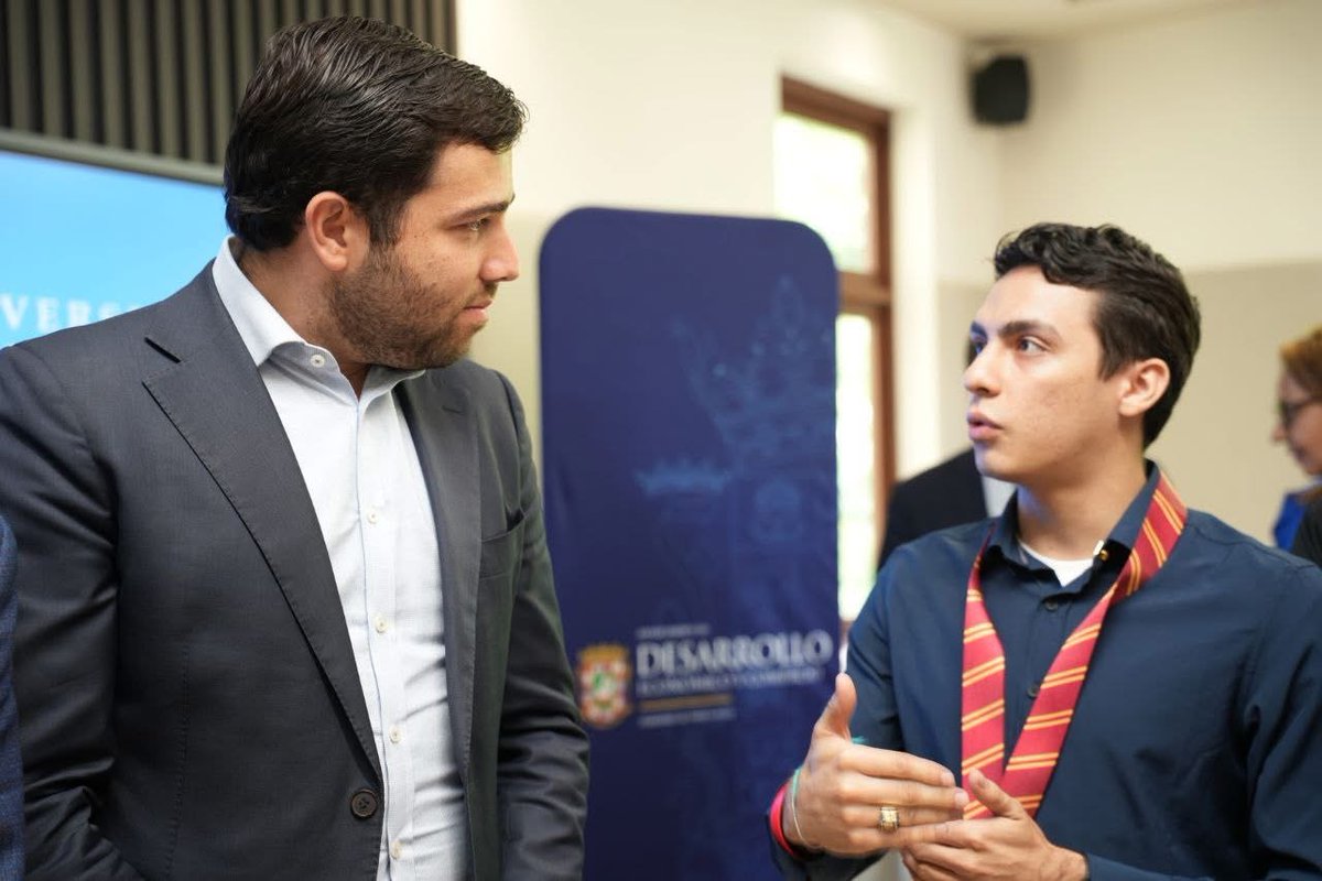 saludycultura's tweet image. #DepartamentodeDesarrolloEconómico y #UniversidadPolitécnica se alían para desarrollar un #mapainteractivo del ecosistema logístico de P.R.
Centralizará datos de infraestructura, rutas y operadores para facilitar decisiones, impulsar la competitividad y fomentar el talento local