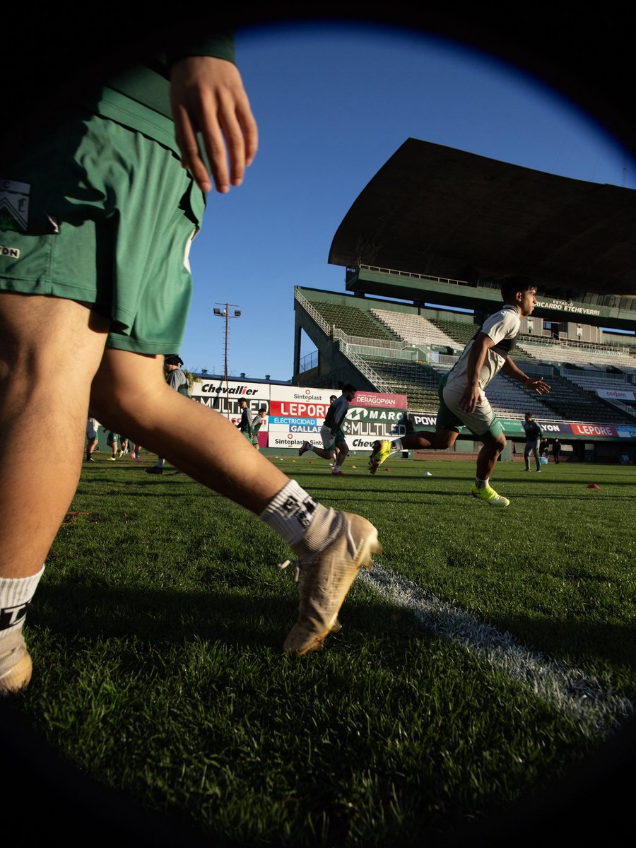 ⚽️ Último entrenamiento en Caballito. 

👊🏻 Mañana jugamos 🆚 All Boys a las 20:15.