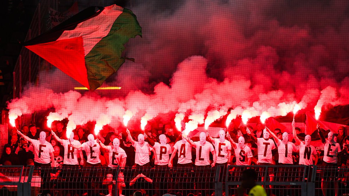 Antifa_Ultras tweet media
