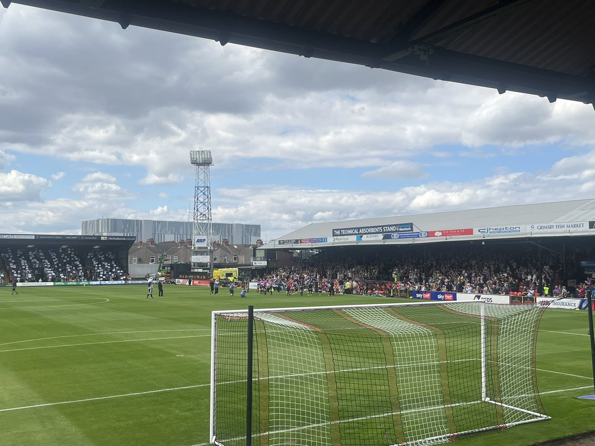 Kellarooo's tweet image. Awesome afternoon at BP today. Great to take my friend to her first ever game, and she’s already looking forward to coming again.
Great performance as well.
Happy Saturday for me!
