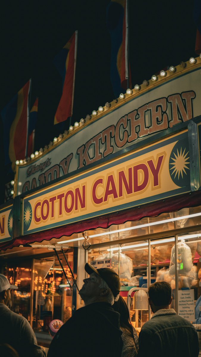 CanadaEscape's tweet photo. August fests are here! Food Truck Fest, Taco Fest, &amp; CNE—pure summer vibes. Dive into my guide: https://t.co/GyL9R2J9pw 🌮🎡 #TorontoSummerFests #GTAEvents #CNE2025 #FoodieFun #TorontoTravel https://t.co/qZcrB8jdi1