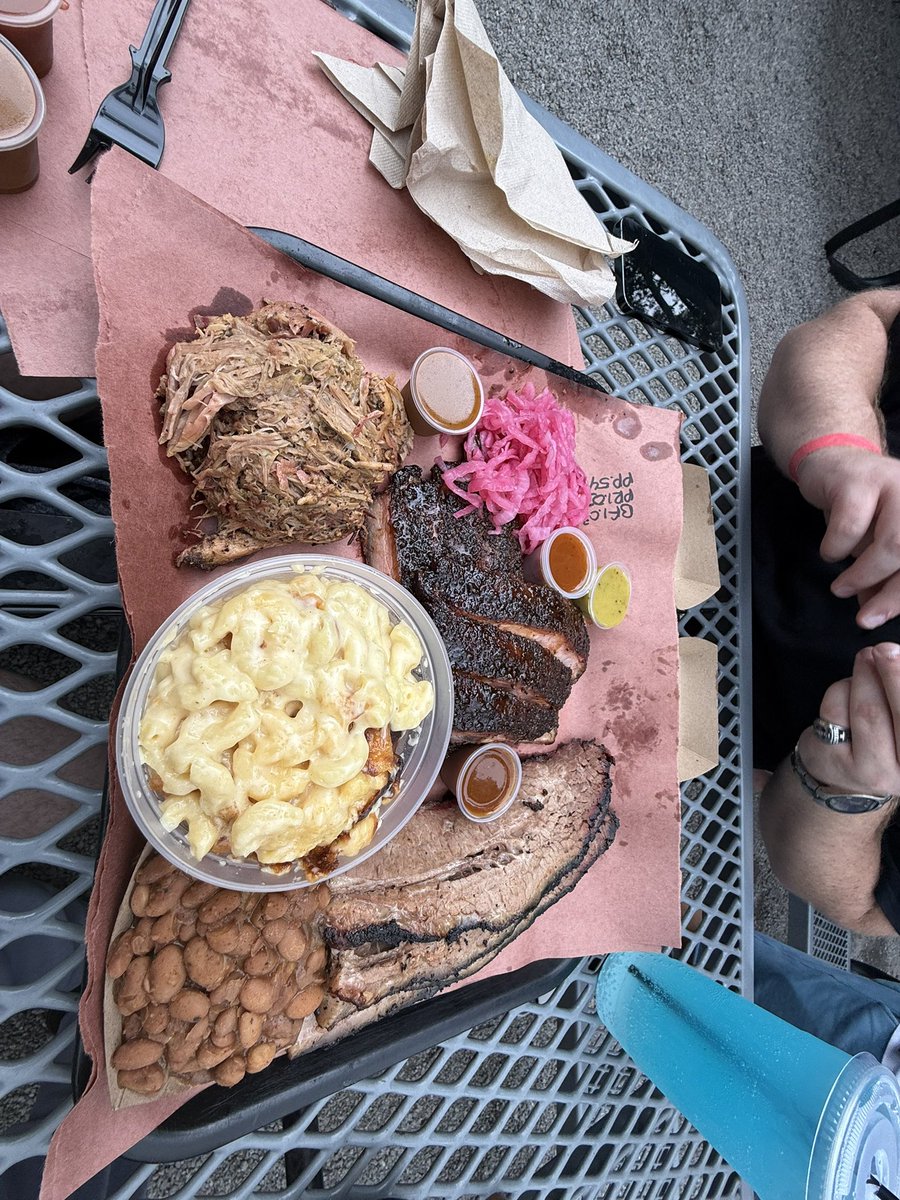 So locked 📍 Lewis bbq