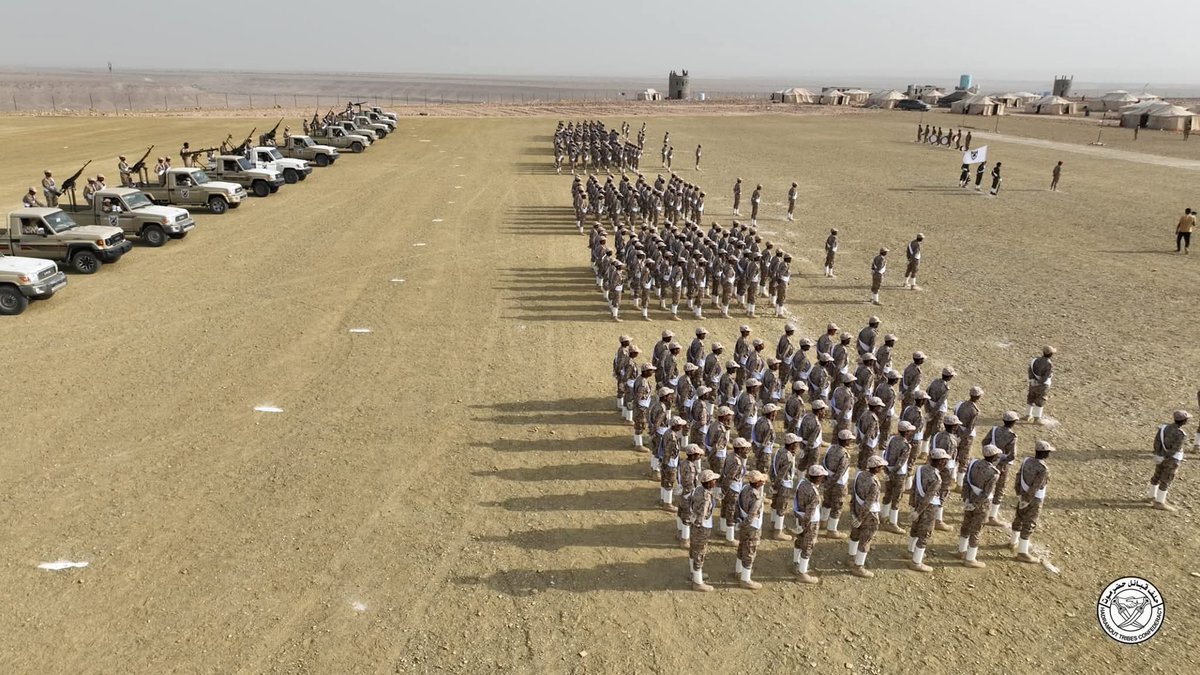 كما وجه رسالة لمنتسبي الدفعة الأولى من الخريجين قال فيها: أنتم الطليعة.. أنتم الصورة المشرقة لحضرموت.. مسؤوليتكم عظيمة فكونوا على العهد أوفياء وعلى الأرض أمناء حراساً لكرامة حضرموت وحقوقها وثرواتها.