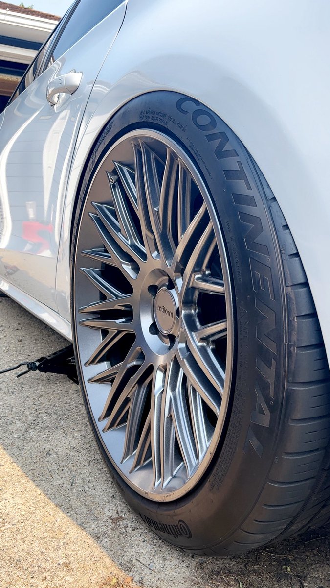 It’s a little tight. Whoops #audi #s8 #rotiform