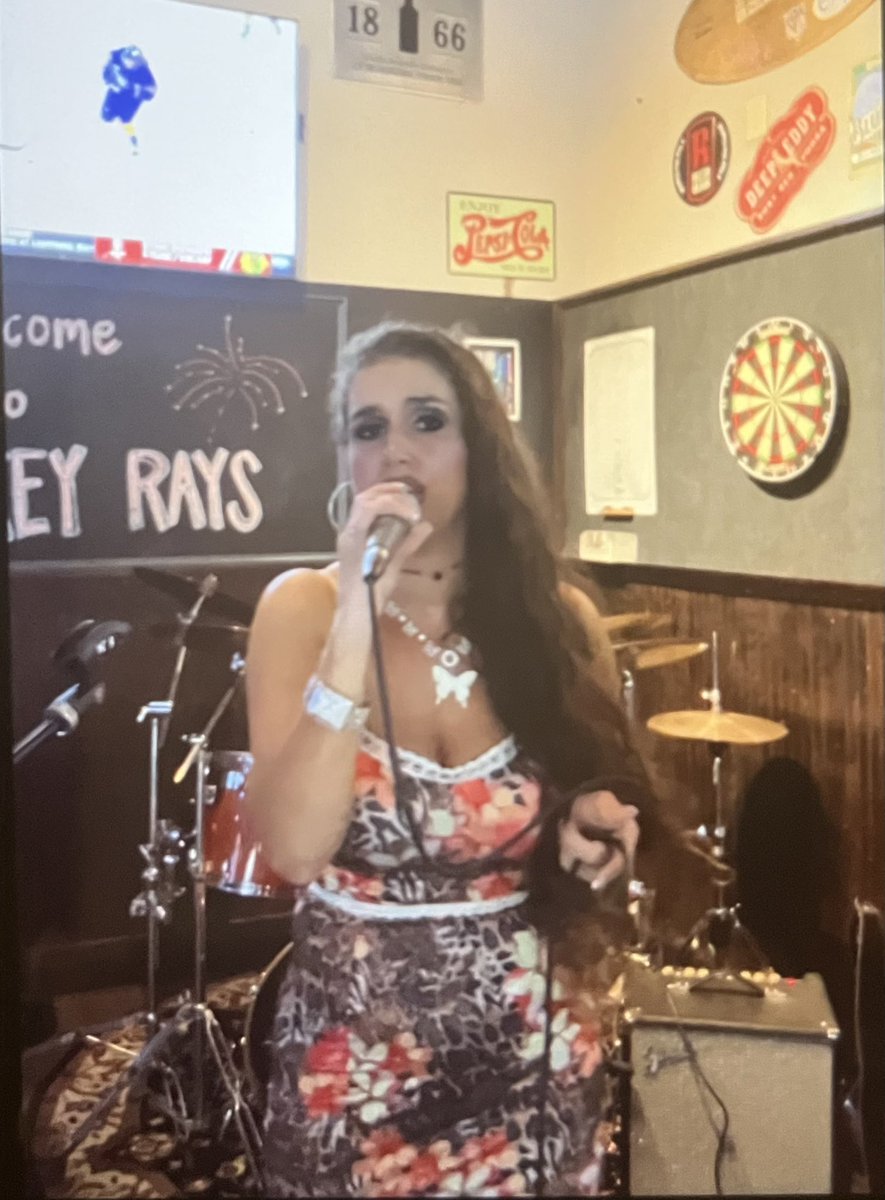 take.supersurvey.com/poll3409510xC5…

If you would like to vote for me christian artist of the month use link above thank you happy Saturday !