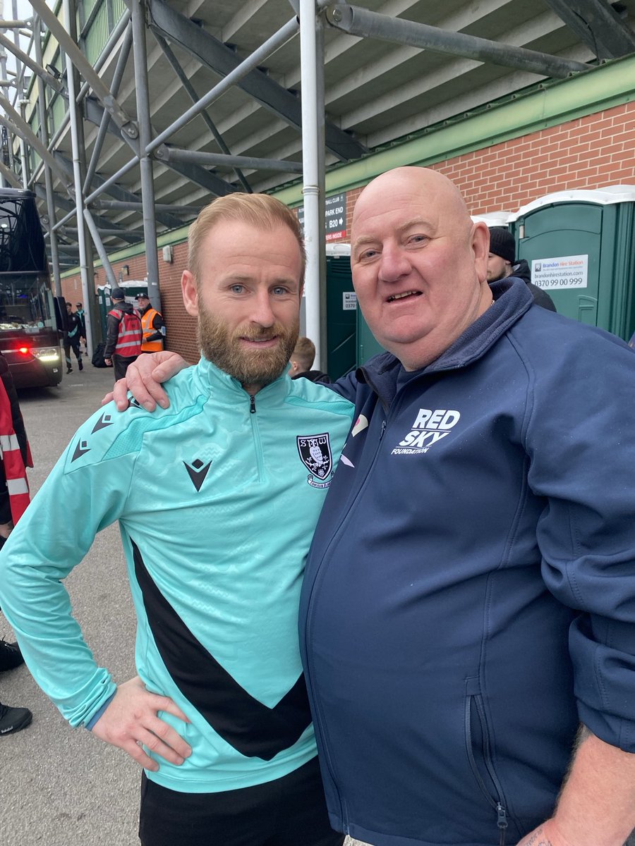 Tango1867's tweet photo. So please does anyone know a man/ footballer ever to do what this man has done for his club the answer is no .Proud to call him a friend and family Barry Tango Bannan massive respect #keeping football alive 🩷 https://t.co/OQNZu9PxiM