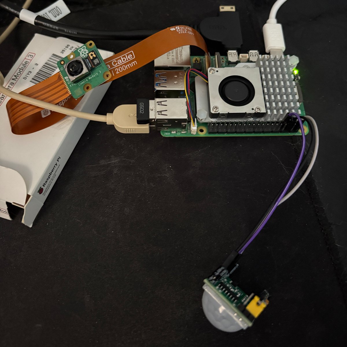 Trying out something new! I've always wanted to mess around with electronics, but never had the guts to do it.

The YOLO object recognition video by Core Electronics <a href="/CoreElecAU/">Core Electronics</a> was a great intro to computer vision!