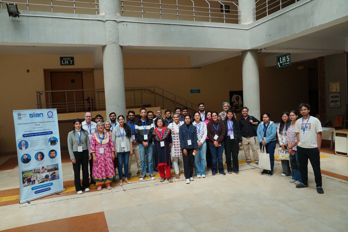 bsoftmatter's tweet photo. GiAN course "Lipid Membranes - from Cells to Synthetic Biology" was organized at @IiserMohali from 3rd to 8th March 2025. The lectures were delivered by Dr. Bhatia and Dr. Pomorski, and guest talks by Dr. Abhishek, Dr. Sarbari, and Dr. Dipanjan.

#Membranes #Biophysics #GIAN https://t.co/TONpfTWpZI
