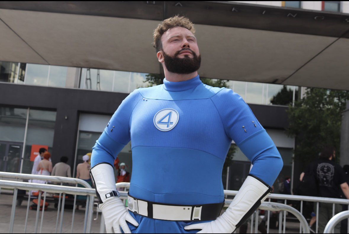 theChris_Murphy's tweet photo. This past May @MCMComicCon #ComicCon #FantasticFour https://t.co/GFxiP2aCJS