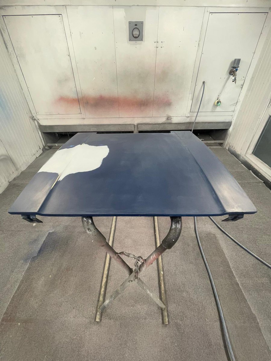 stevepullen2's tweet image. Some remedial work on the Stag bonnet painted by #SprayWorks Saxilby perfect match