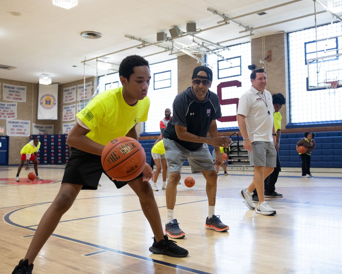 Stepinac Basketball tweet media