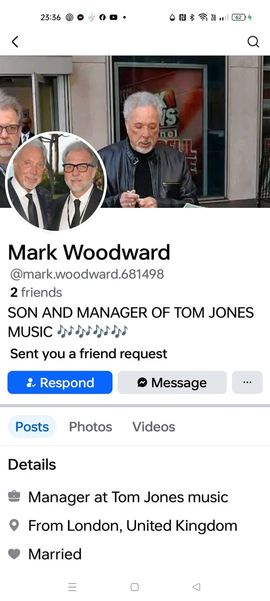 MeSharonWallace's tweet photo. @RealSirTomJones wow, look who I received a friend from tonight!!
Honoured, considering I could be his 3rd friend. 😂 https://t.co/ynkFPGCv8S