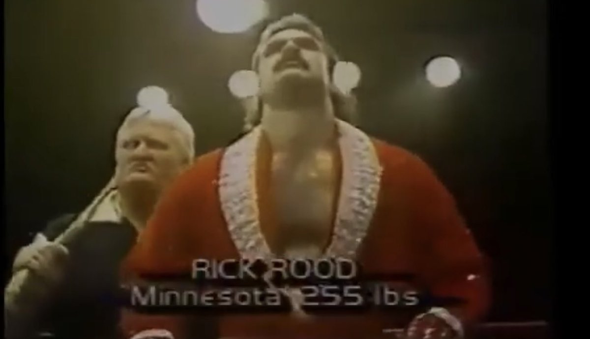 Someone accidentally loaded up 2 year old graphics.