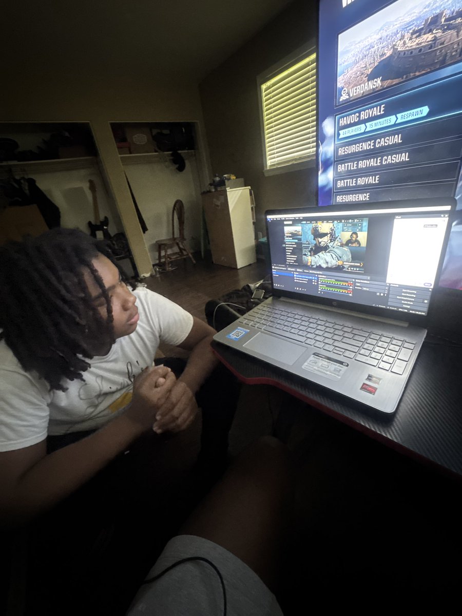 RGM__D's tweet photo. Getting my youngin right😎 streams bout to be 10/10💯@_devdev12 #streamer #twitch #content #Warzone #CallofDuty https://t.co/5sKSSTwZ8L