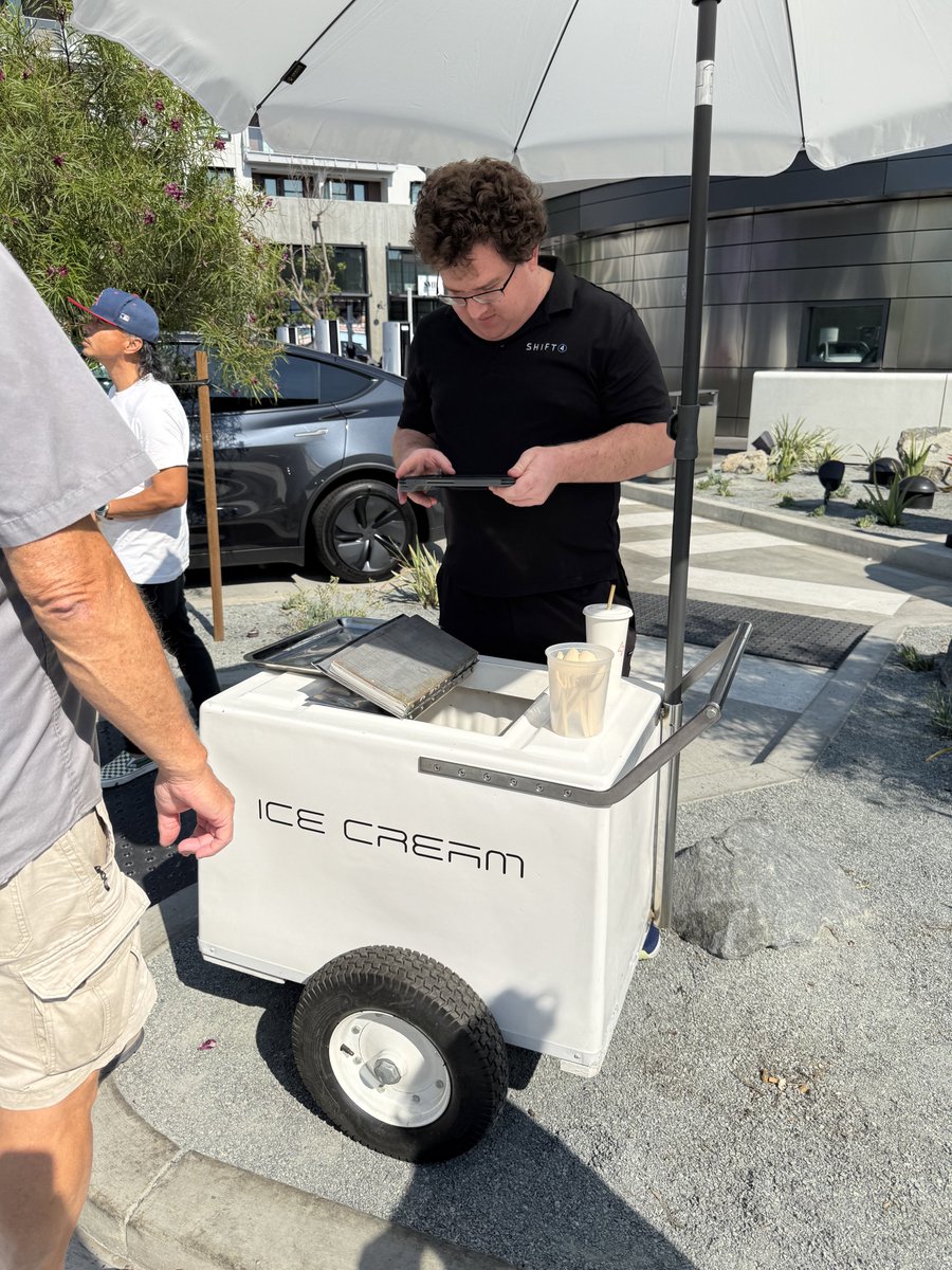 Ice cream stand at the Tesla Diner!