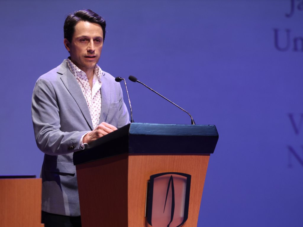 La Silla Vacía (@lasillavacia) on Twitter photo #Opinión
“Con un presupuesto desfinanciado y una regla fiscal suspendida, la salud de las finanzas públicas ha dejado de ser un asunto árido para especialistas y se ha instalado en el centro del debate nacional”.
✍️ Columna de Leopoldo Fergusson (<a href="/LeopoldoTweets/">Leopoldo Fergusson</a>).
Va 🧵. #Opinión
“Con un presupuesto desfinanciado y una regla fiscal suspendida, la salud de las finanzas públicas ha dejado de ser un asunto árido para especialistas y se ha instalado en el centro del debate nacional”.
✍️ Columna de Leopoldo Fergusson (<a href="/LeopoldoTweets/">Leopoldo Fergusson</a>).
Va 🧵.