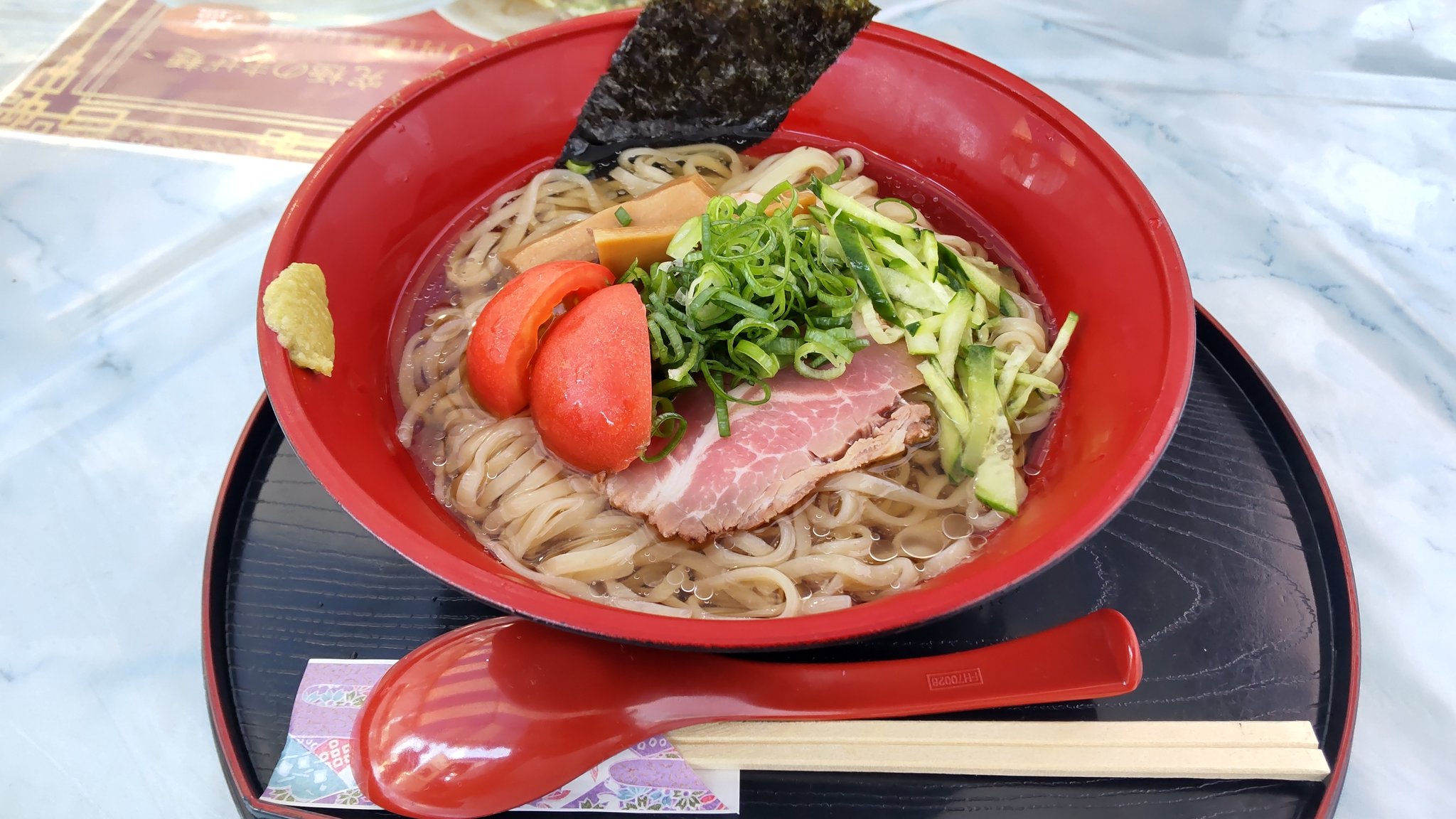 ★れ 風水ラーメン占い / はんつ遠藤 監修: マダム・マーシ 風水ラーメン占い: 厳選ラーメン店344軒ガイド付き ラーメンで
