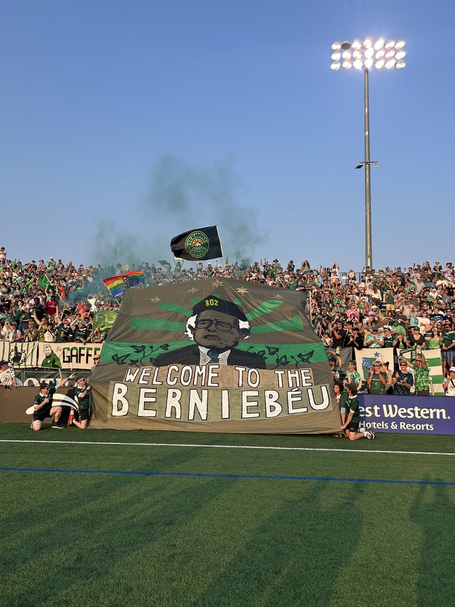 Now THAT’S a TIFO 🎨