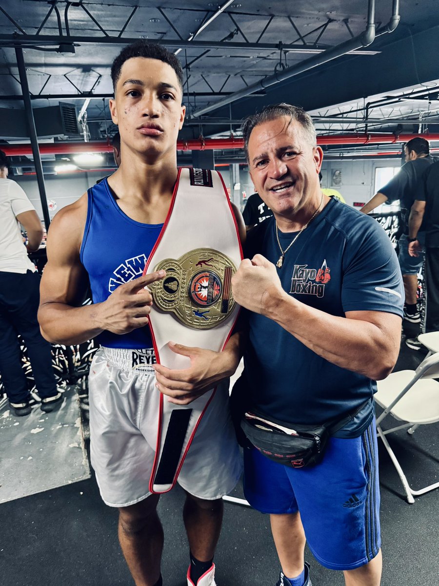 Xavier Bala (@xavierbala14) on Twitter photo Blessed 🙏 thank you to my family and coaches for helping prepare me for this moment. And newwww....
<a href="/Tilton23/">Tom Tilton</a> <a href="/WRCoachVannucci/">Mike Vannucci</a> <a href="/CoachSalvaa/">Coach_Salva</a> <a href="/kdouglasthemen1/">Ken Douglas</a> <a href="/AWilliamsUSA/">Anthony Williams</a> <a href="/T360Elite/">Coach T</a> <a href="/AlbertYoung__/">Albert Young</a> <a href="/TheNewsomeWay/">Arkeel Newsome</a> <a href="/StAnthonysFB/">Friar Football</a> <a href="/RFReichert/">Rich Reichert</a> <a href="/IronHawks7v7/">Iron Hawks 7v7</a> <a href="/ctp_football/">Connecticut Pride</a> Blessed 🙏 thank you to my family and coaches for helping prepare me for this moment. And newwww....
<a href="/Tilton23/">Tom Tilton</a> <a href="/WRCoachVannucci/">Mike Vannucci</a> <a href="/CoachSalvaa/">Coach_Salva</a> <a href="/kdouglasthemen1/">Ken Douglas</a> <a href="/AWilliamsUSA/">Anthony Williams</a> <a href="/T360Elite/">Coach T</a> <a href="/AlbertYoung__/">Albert Young</a> <a href="/TheNewsomeWay/">Arkeel Newsome</a> <a href="/StAnthonysFB/">Friar Football</a> <a href="/RFReichert/">Rich Reichert</a> <a href="/IronHawks7v7/">Iron Hawks 7v7</a> <a href="/ctp_football/">Connecticut Pride</a>