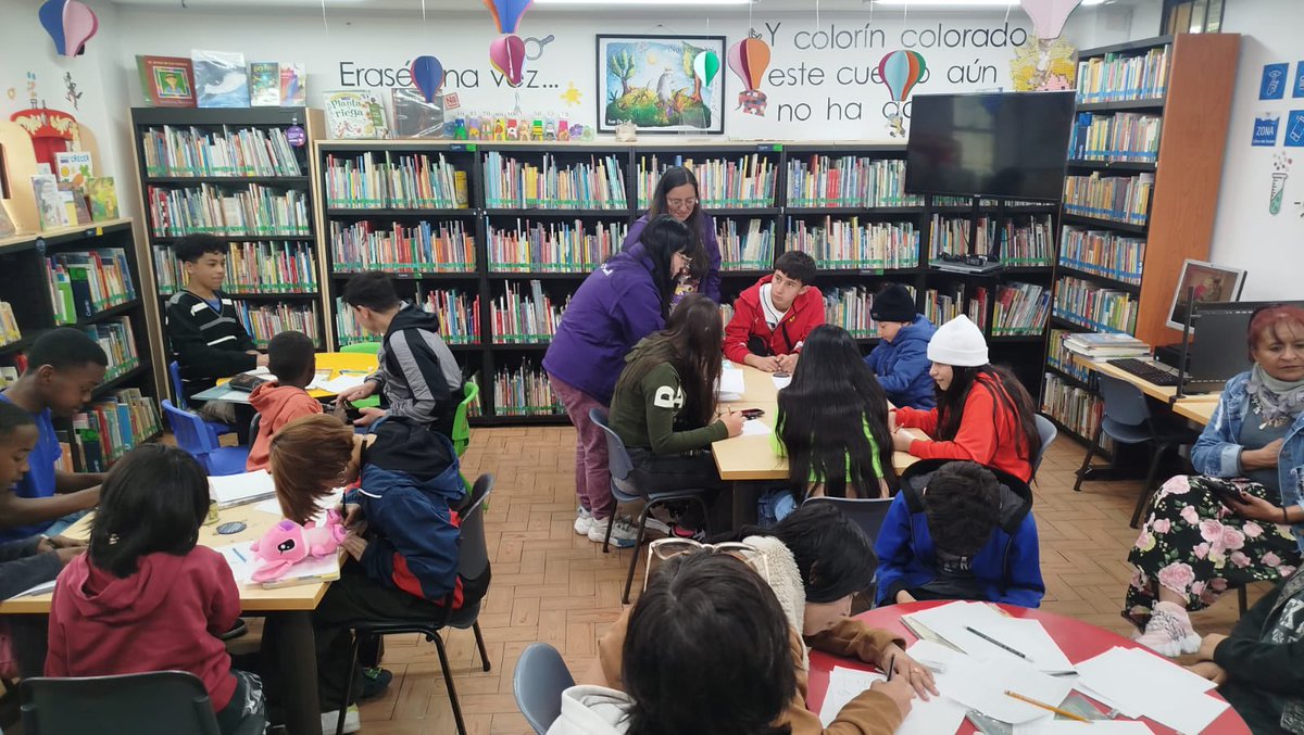 BibloRedBogota's tweet photo. 🎨🖊️ En la Biblioteca Pública La Peña inició el proceso para aprender a dibujar cómic, caricatura y manga.

¡Te esperamos todos los sábados a las 2:00 p. m.! 📚✨ https://t.co/LFsSsN4JTb