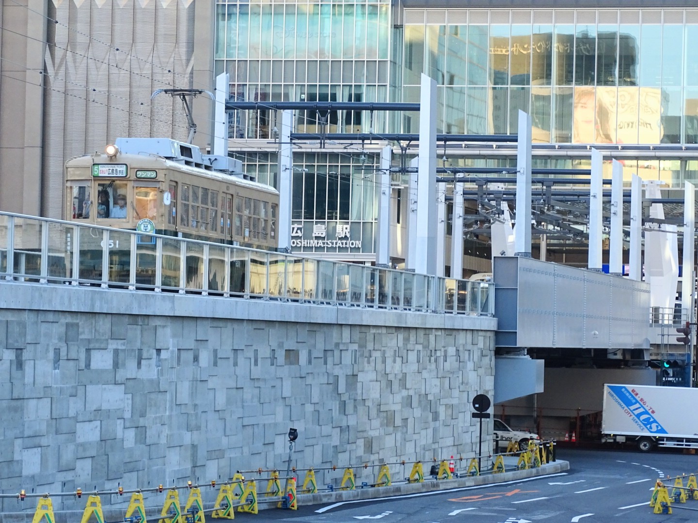 なりひろ MORIWAKI ONLINE SHOP.