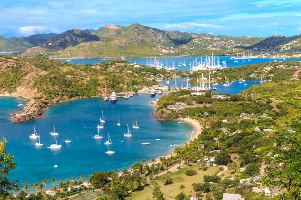 More wealthy people from Asia are moving to the Caribbean ceoworld.biz/2025/08/03/mor…