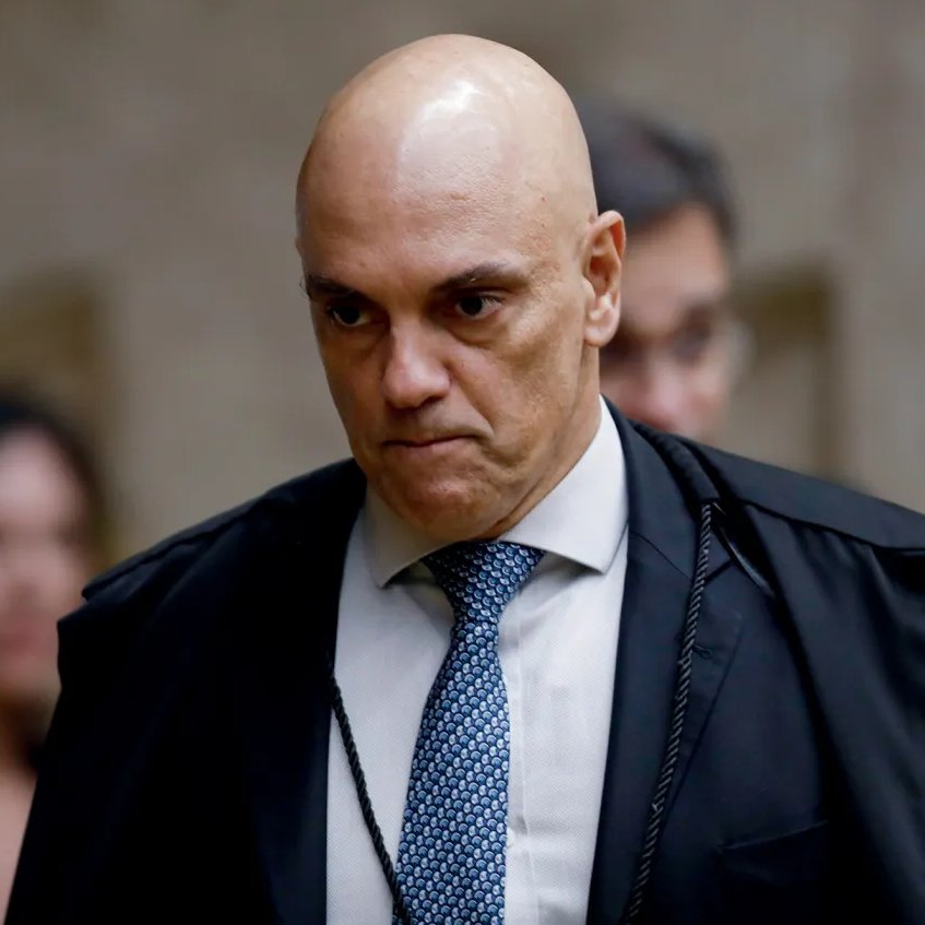 republiqueBRA's tweet photo. 😬 ⚖️ Com a aplicação da Lei Magnitsky e o provável bloqueio de contas bancárias, o STF precisará encontrar um novo jeito de pagar o salário do ministro Alexandre de Moraes. https://t.co/uxmRiqalwd