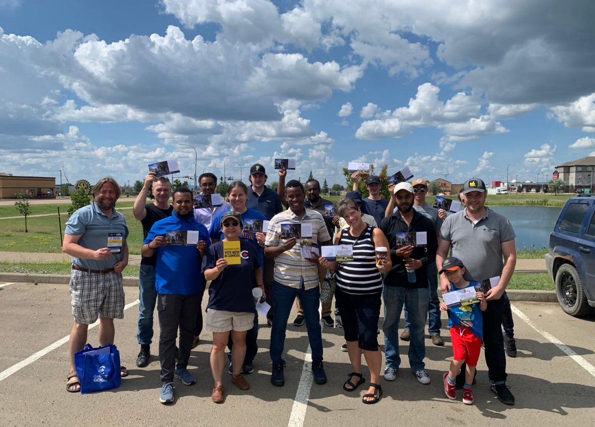 DavidEganAB's tweet image. A little rain didn’t stop us from doorknocking in beautiful Wainwright for our future Prime Minister, @PierrePoilievre!
Kiddo even asked if this is why the town was called Rain-wright! 🤣
#cdnpoli #canpoli #cpc #abpoli