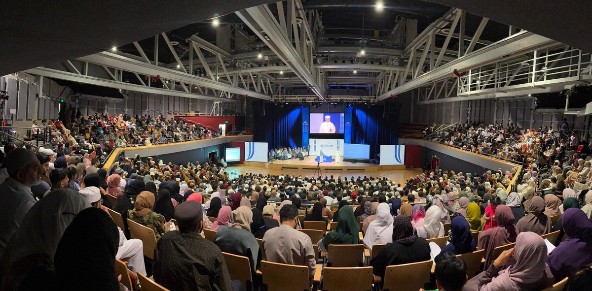 Al-Hidayah 2025 commenced with a profound keynote lecture delivered by His Eminence Shaykh-ul-Islam Dr Muhammad Tahir-ul-Qadri on the theme: “The Pre-Eminence and Authenticity of the Sunnah and Hadith.”

Held on 2nd August at the University of Warwick, this opening session