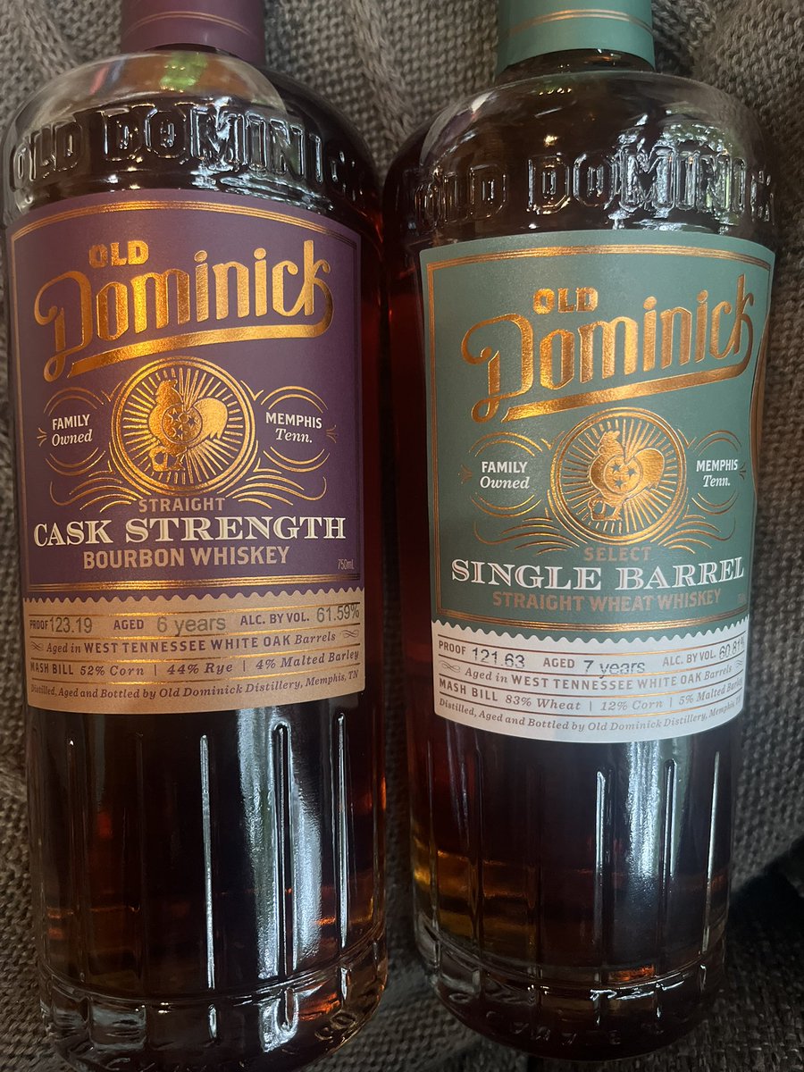 BoozingBuffalo's tweet image. Thank you to @brewzle for introducing me to @OldDominick901    Picked me up 2 bottles from Liquor n Wines of the Smokies in Gatlinburg.   Single barrel n a cask strength.  Also went to Gatlinburg Brewery for some flights for that try that brown ale !!!!