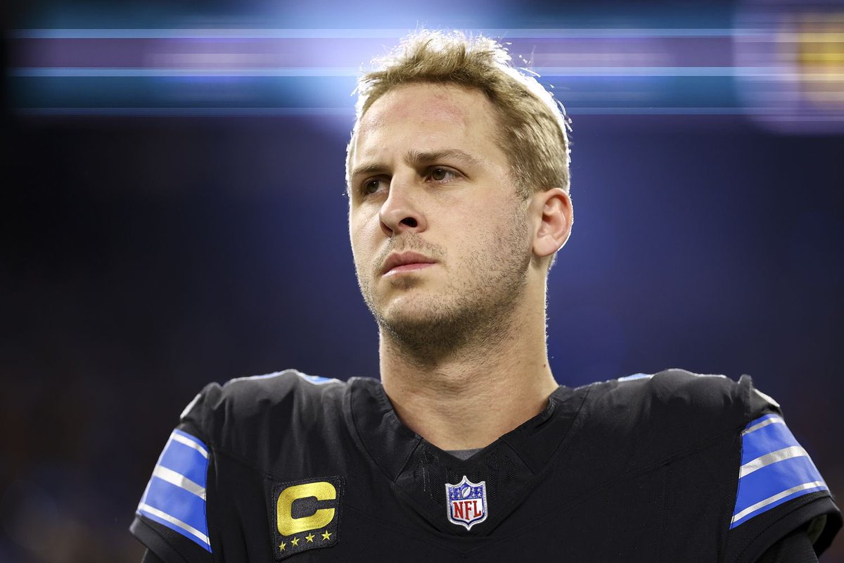 Alfredo Brown (@alfredoabrown) on Twitter photo There were 21 QBs selected in the 1QB <a href="/FLEX_Leagues/">FLEX Leagues</a> draft today.
Jared Goff was not one of them.
I think that tells you how the fantasy football industry views him. There were 21 QBs selected in the 1QB <a href="/FLEX_Leagues/">FLEX Leagues</a> draft today.
Jared Goff was not one of them.
I think that tells you how the fantasy football industry views him.
