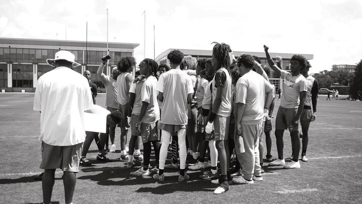 Lions don’t move with the herd. We lead it. 🦁 #BigKats