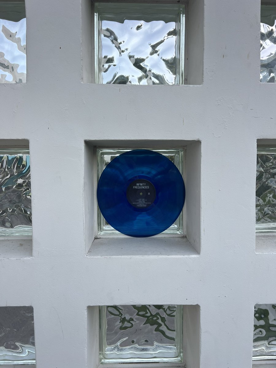 ComputerGaze's tweet image. Green and blue translucence for “The first machine” and “Hologram person”
computer-gaze.bandcamp.com/merch