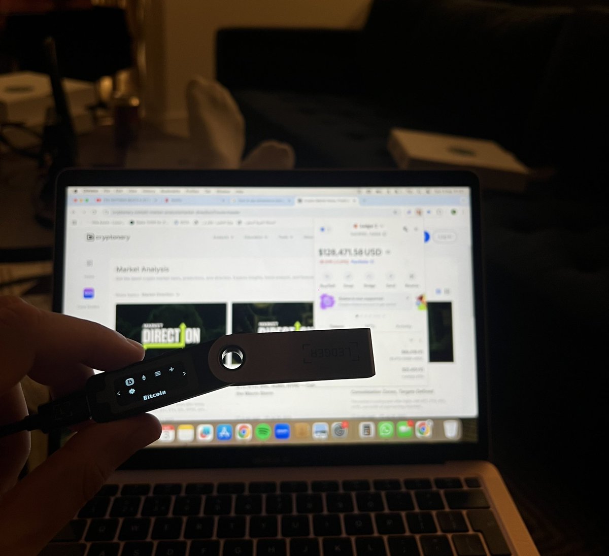 Time to go shopping 

BTC, HYPE, AURA.. 

What else?