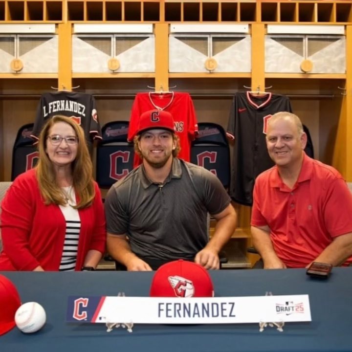Congratulations to Wallace State pitcher Luke Fernandez on signing a professional contract with the Cleveland Guardians!!