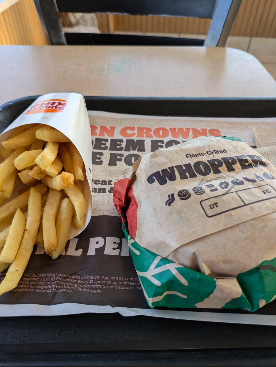 Navycntry (@navycntry) on Twitter photo Mom died today. She had ALS. At stages the ability to eat is impossible. Her last meal request was "What I'd give for a Burger King right now." So, a heart broken son is having it her way. <a href="/BurgerKing/">Burger King</a> Mom died today. She had ALS. At stages the ability to eat is impossible. Her last meal request was "What I'd give for a Burger King right now." So, a heart broken son is having it her way. <a href="/BurgerKing/">Burger King</a>