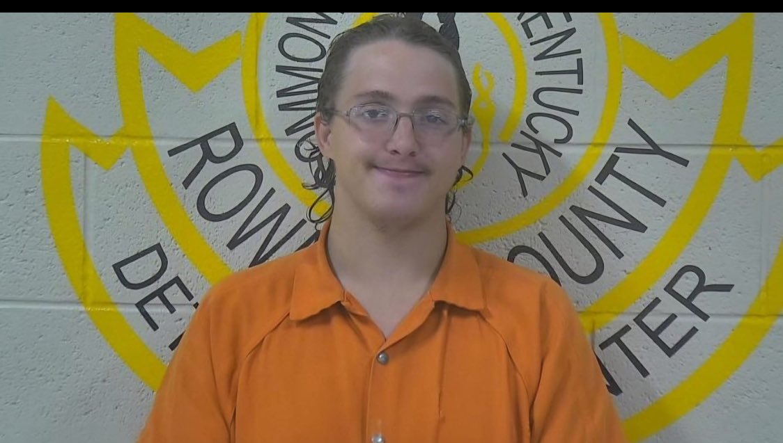 Johnathan “Smiley” Anderson has been arrested for the R*PE of a 6 year-old girl. 

📍Owingsville, Kentucky