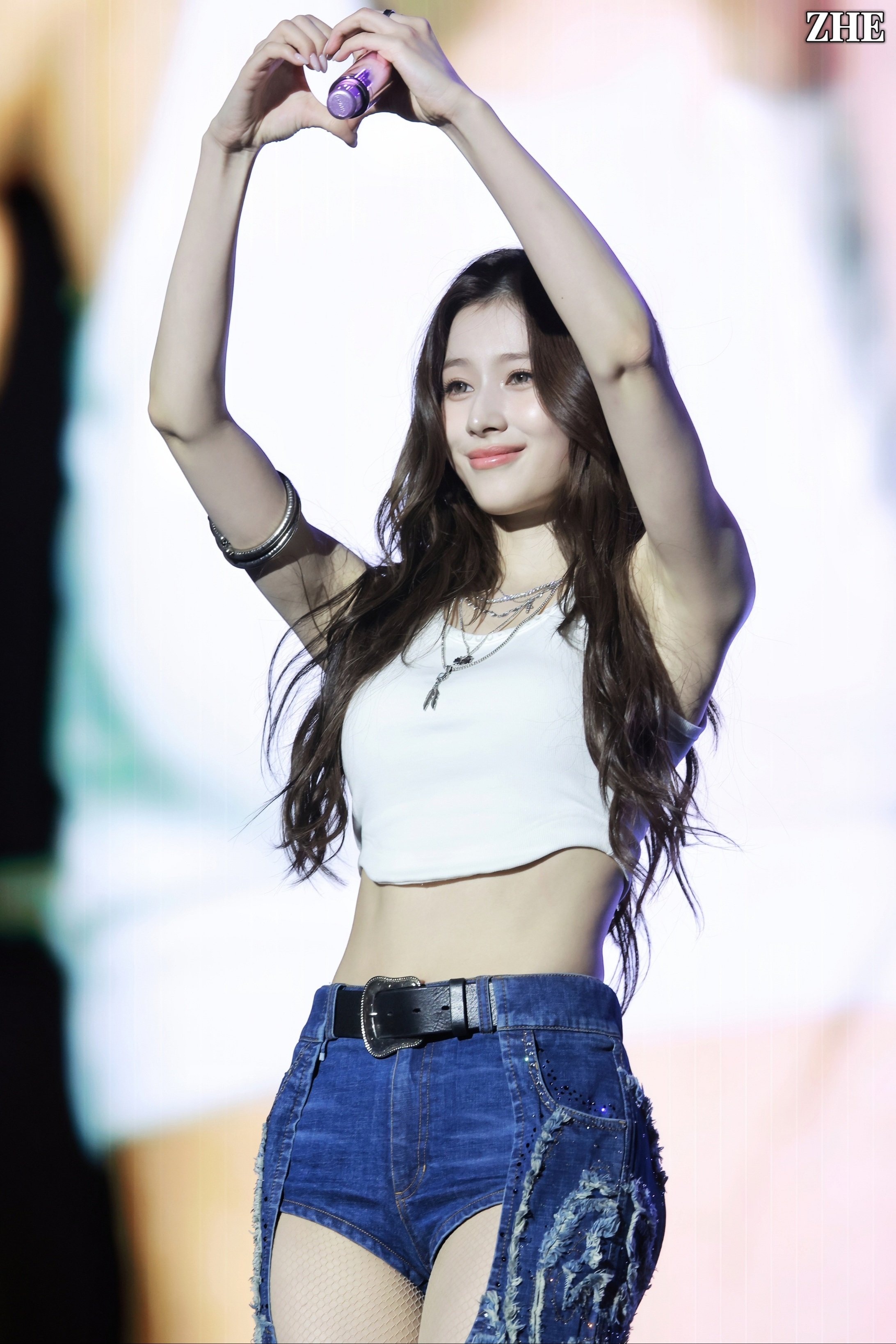 Redvelvet アイリーン 中国 一直娱 yizhiyu ラキドロ 2枚 Redvelvet アイリーン 中国 一直娱 yizhiyu ラキドロ 2枚 K-POP