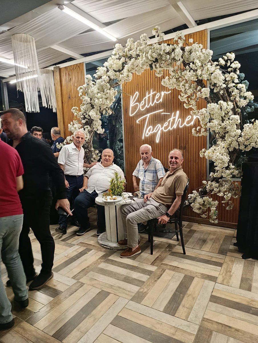 Başkanlığını 15 Sene yaptığımız Samsun Kadifekalespor O dönem yönetim kurulu üyeleri Zeki Aslan Mehmet Kol Vedat Kızılkaya ile hasret giderdik