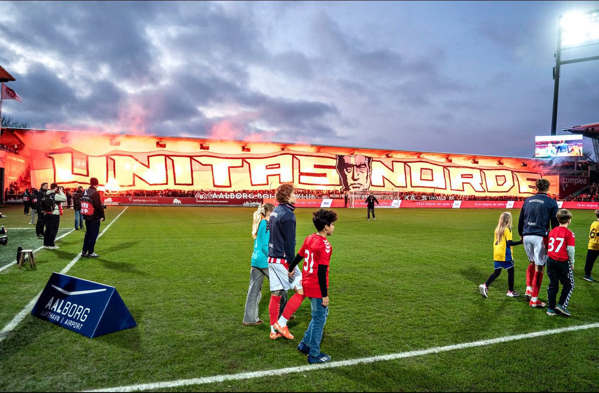 _Exercitus_'s tweet photo. @HejHej81049 Det mest veludførte i den danske fanscene udover FCK og BIF. AaB er en 3’er. https://t.co/OQw6PNlZ0O