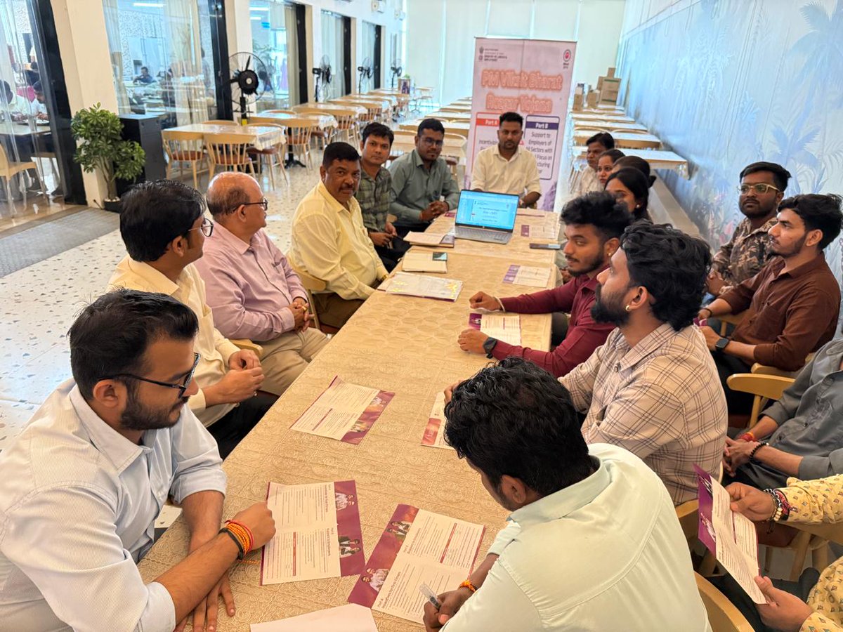 ✅ Looking for work? Looking to hire?

The Pradhan Mantri Viksit Bharat Rozgar Yojana bridges the gap between opportunity and ambition. Empowering jobseekers. Supporting employers. (1/2)