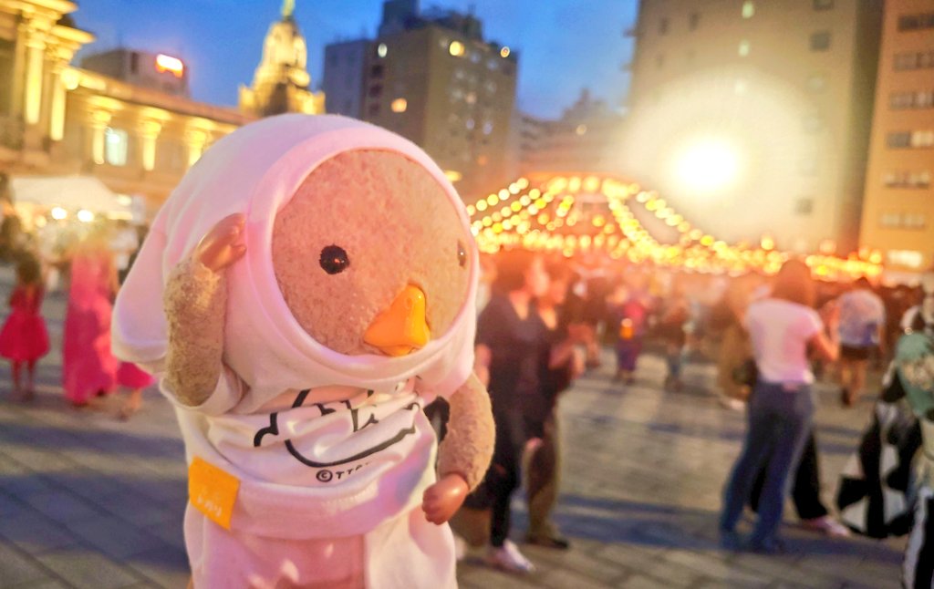 つきじぼんおどり いてきました ほーむらんおんど ていう めずらしおどり たのしかたです
#東京トガリ #バーレプリ #築地本願寺納涼盆踊り大会