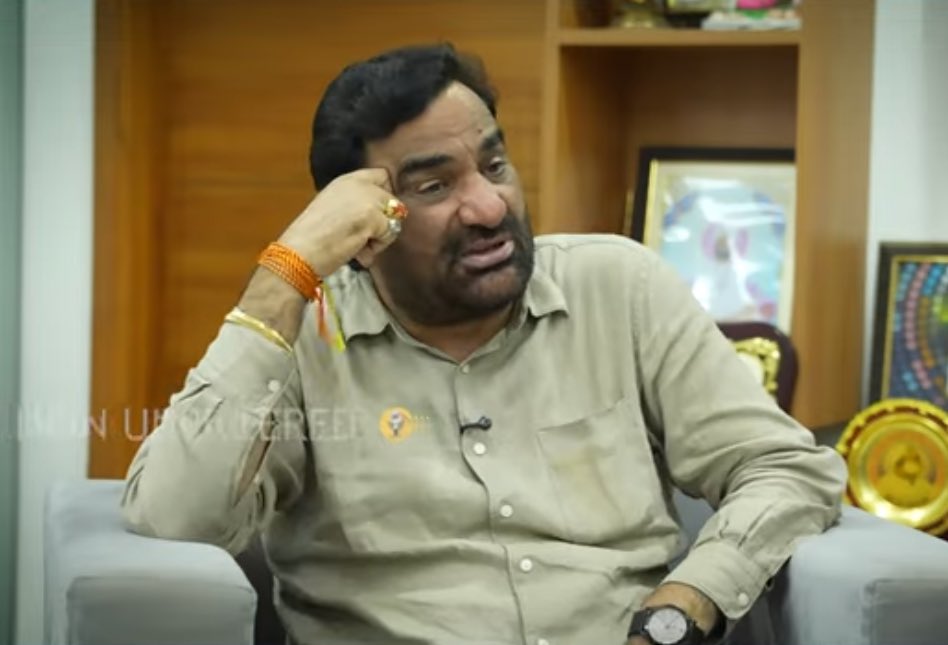 Omprakash Beniwal (@omprakashrlp) on Twitter photo рд╣рдиреБрдорд╛рди рдмреЗрдиреАрд╡рд╛рд▓ рдПрдХ рд╡рд┐рдЪрд╛рд░ рд╣реИрдВ тАФ рдЬреЛ рдЬрдм рдмреЛрд▓рддреЗ рд╣реИрдВ, рддреЛ рд╕рдордЭреМрддреЗ рдХрд╛рдВрдкрддреЗ рд╣реИрдВ рдФрд░ рдЬрдирдЖрд╢рд╛ рдлрд┐рд░ рд╕реЗ рдореБрд╕реНрдХреБрд░рд╛рддреА рд╣реИред
<a href="/hanumanbeniwal/">HANUMAN BENIWAL</a> рд╣рдиреБрдорд╛рди рдмреЗрдиреАрд╡рд╛рд▓ рдПрдХ рд╡рд┐рдЪрд╛рд░ рд╣реИрдВ тАФ рдЬреЛ рдЬрдм рдмреЛрд▓рддреЗ рд╣реИрдВ, рддреЛ рд╕рдордЭреМрддреЗ рдХрд╛рдВрдкрддреЗ рд╣реИрдВ рдФрд░ рдЬрдирдЖрд╢рд╛ рдлрд┐рд░ рд╕реЗ рдореБрд╕реНрдХреБрд░рд╛рддреА рд╣реИред
<a href="/hanumanbeniwal/">HANUMAN BENIWAL</a>