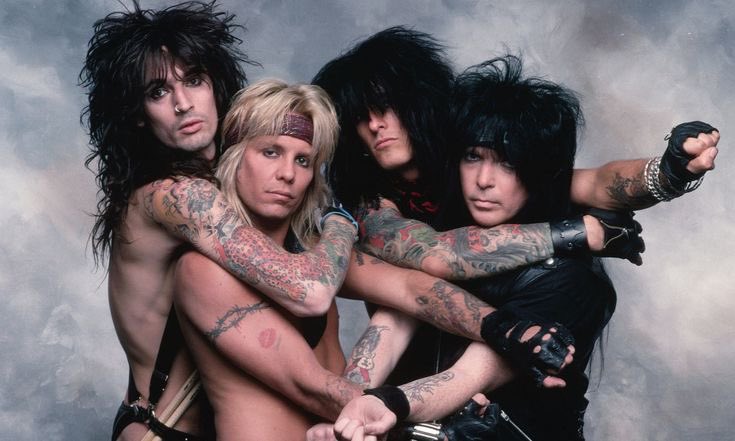 bbzenespanol's tweet photo. @BBBY_BBZ_ Rehearsing photos might be nice but a charm point of rock bands are the poses. As an idea, why not trying to imitate some poses of famous bands? Mötley Crüe have a lot of funny ones. 🤣 https://t.co/zd51Z1v31K