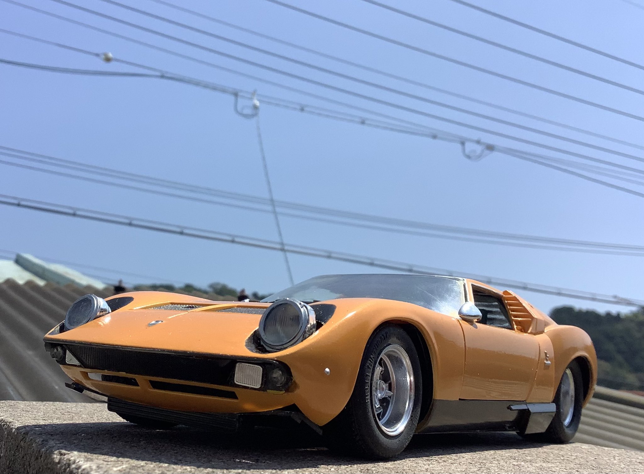 アオシマ ランボルギーニ ミウラ SV 1/20スケール Amazon | 超 1/20 AOSHIMA lamborghini MIURA SV/ランボルギーニ